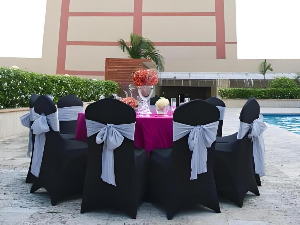 Veneto Hotel & Casino Cidade do Panamá Exterior foto Chair covers